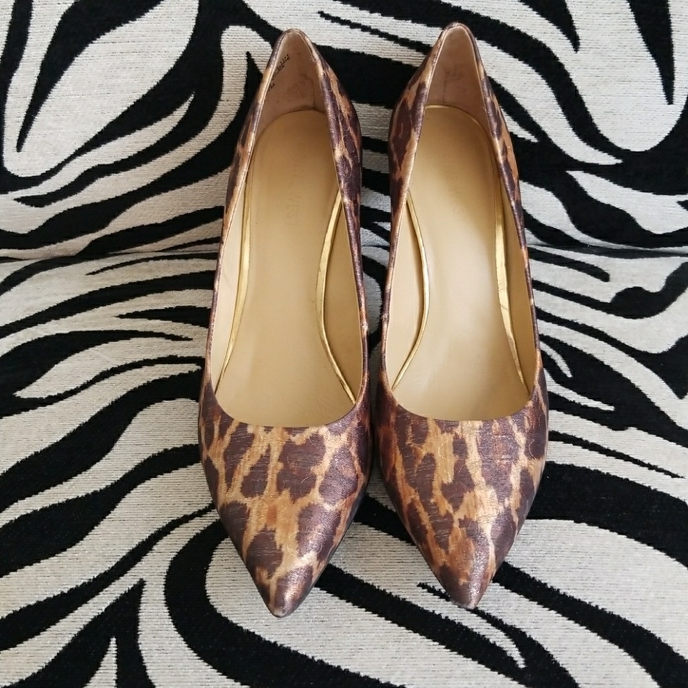 Gorgeous Nine West animal print heels.
